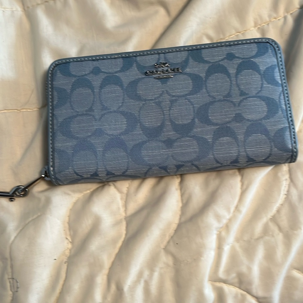 Coach wallet